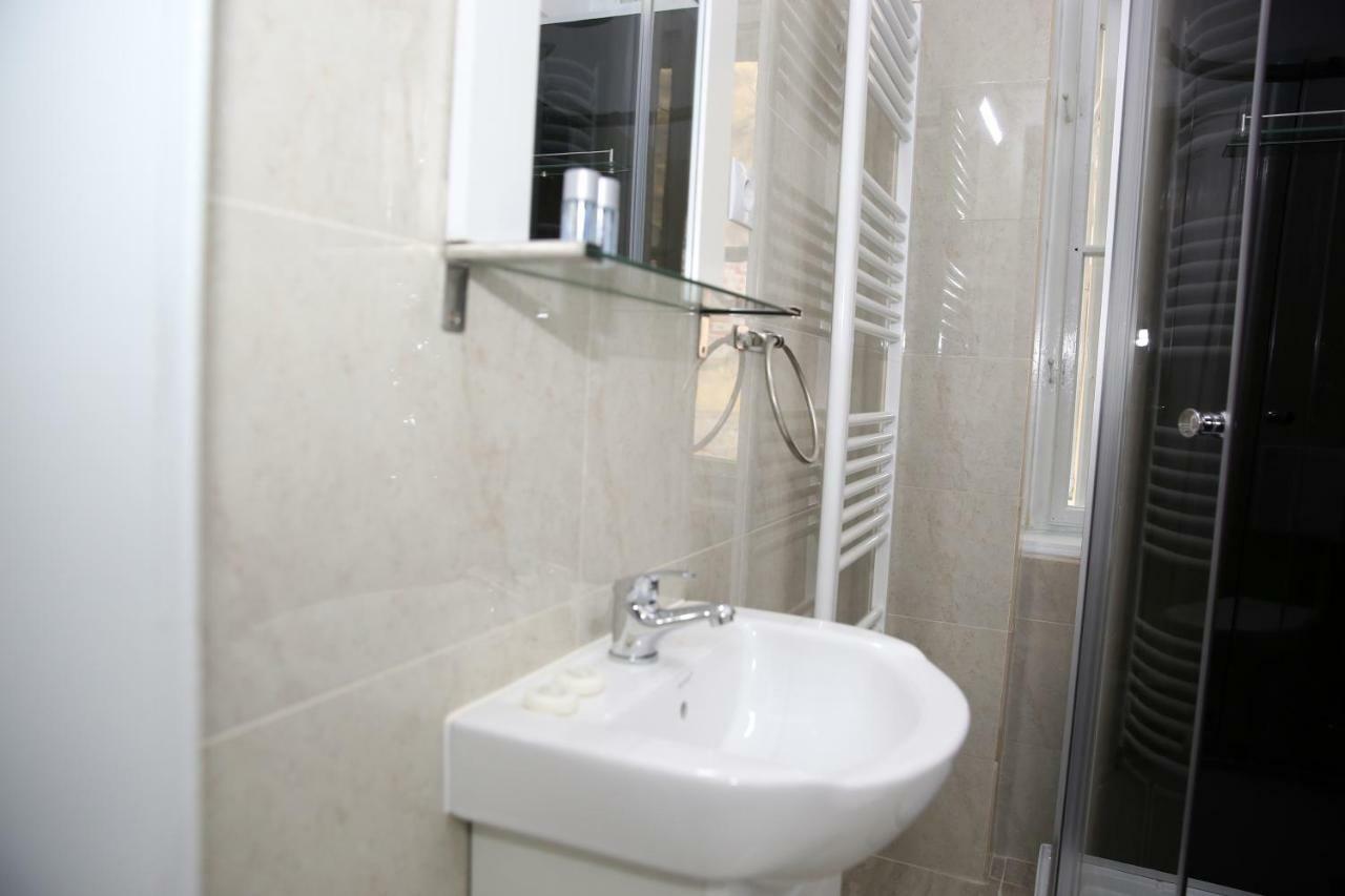 Schick Apartment Sibiu Exterior photo