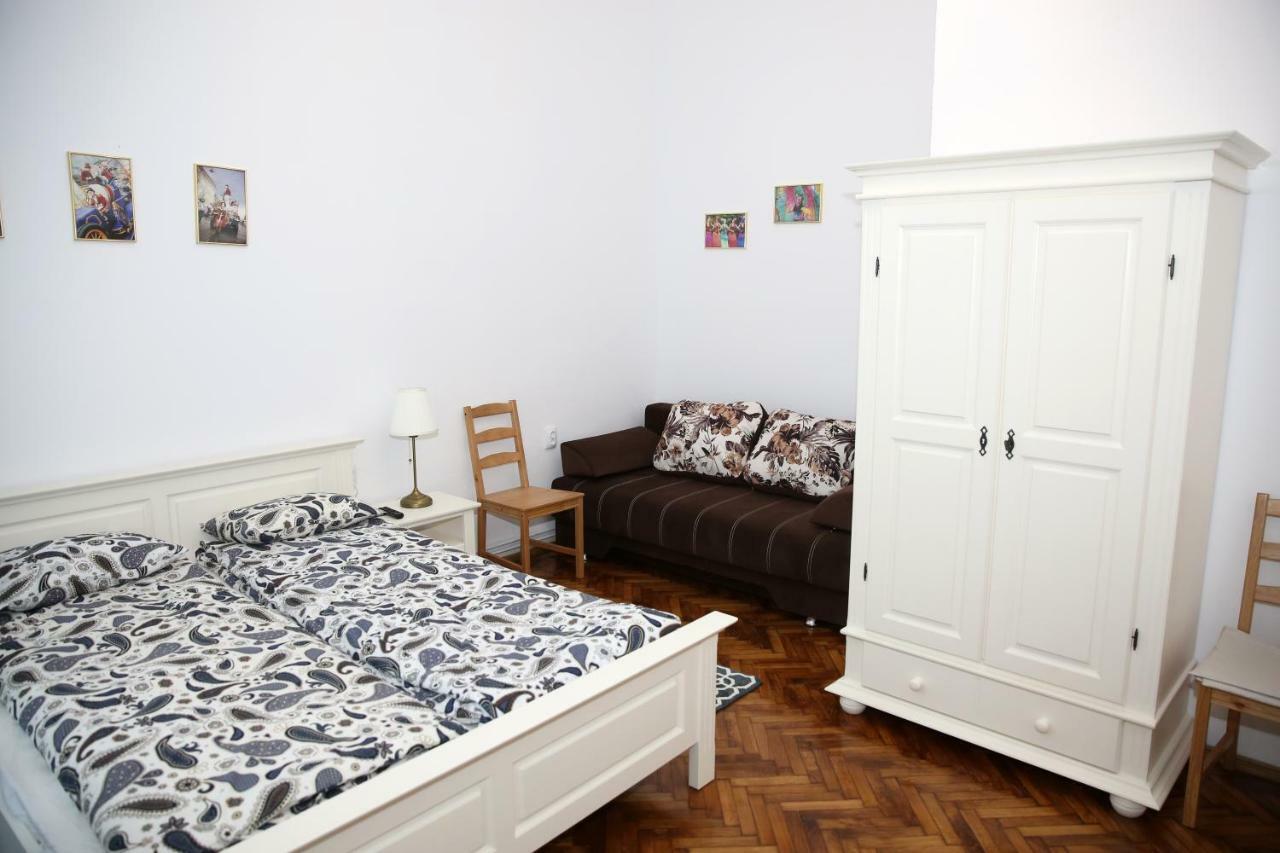 Schick Apartment Sibiu Exterior photo
